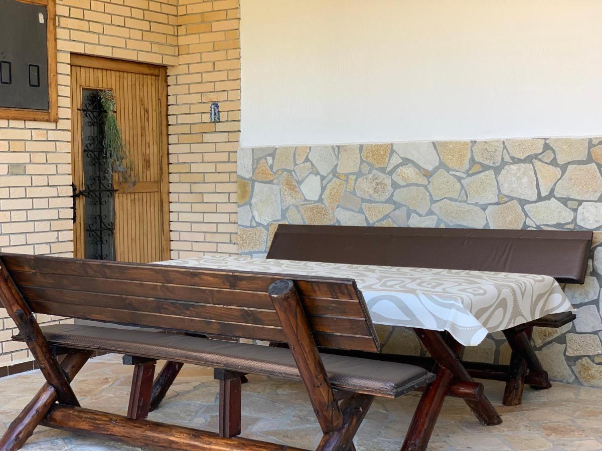 Holiday Home Bratica Ulcinj Exteriör bild