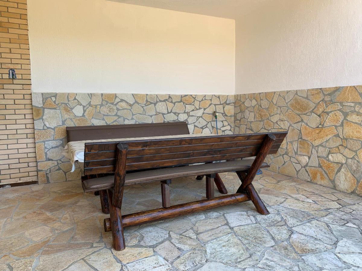 Holiday Home Bratica Ulcinj Exteriör bild