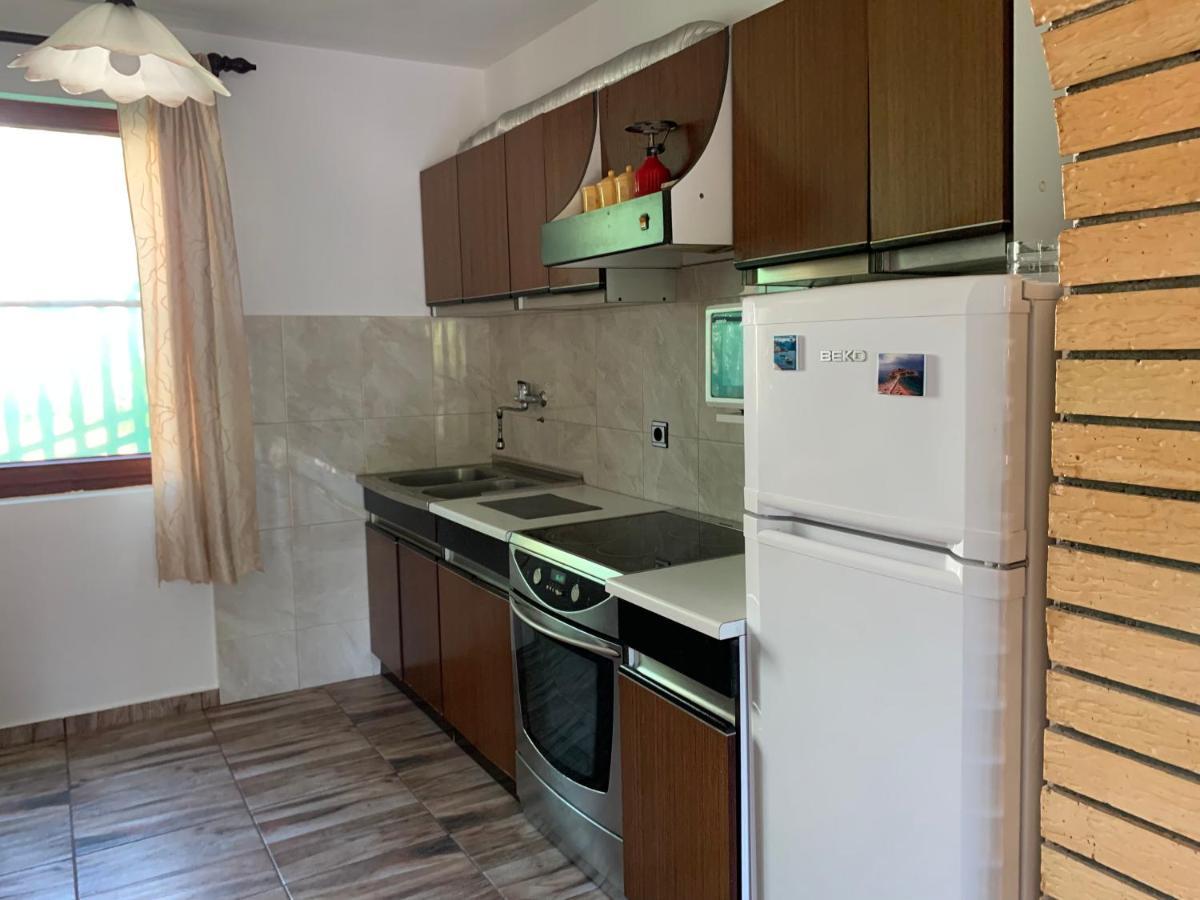 Holiday Home Bratica Ulcinj Exteriör bild
